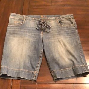 Kut from the Kloth bermuda shorts